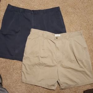 2 pair round tree shorts sz 44 big